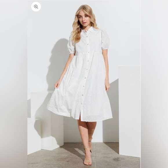 Polagram Dresses & Skirts - NWT boho Polagram button down midi dress size small